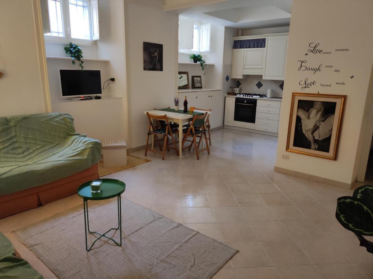 House For Families And Friends Appartement Rome Buitenkant foto